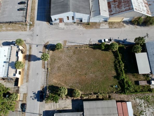 1717 E 3rd Ave, Tampa, FL 33605